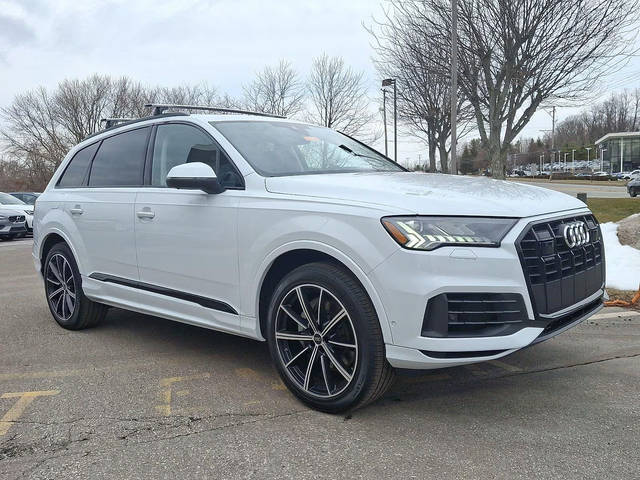 2023 Audi Q7 Premium Plus AWD photo