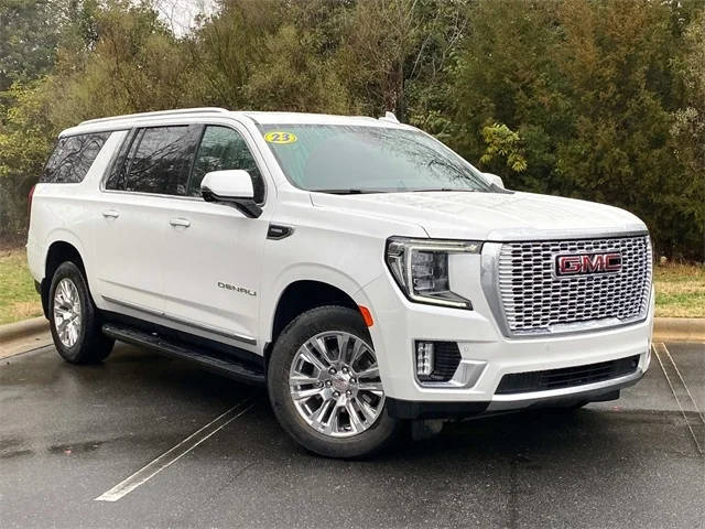 2023 GMC Yukon XL Denali 4WD photo