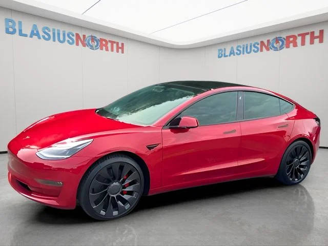 2022 Tesla Model 3 Performance AWD photo