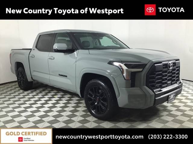 2023 Toyota Tundra SR5 4WD photo