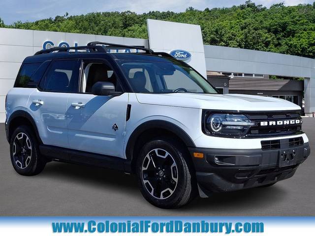 2023 Ford Bronco Sport Outer Banks 4WD photo