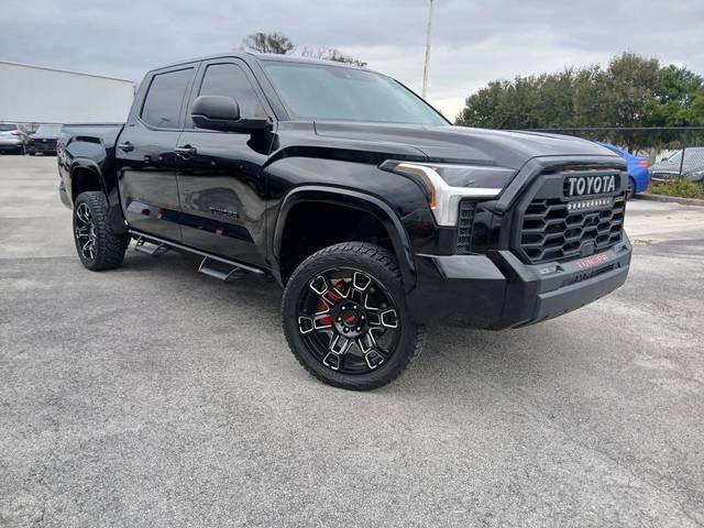 2023 Toyota Tundra SR5 4WD photo