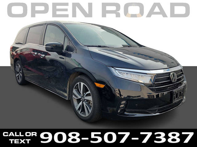 2023 Honda Odyssey Touring FWD photo