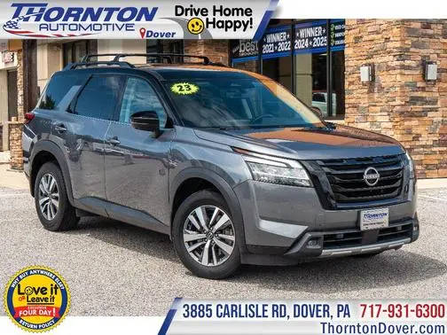 2023 Nissan Pathfinder SL 4WD photo