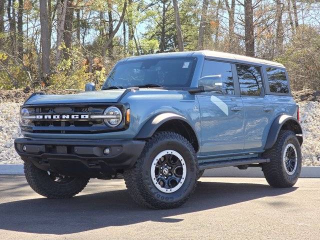 2023 Ford Bronco 4 Door Outer Banks 4WD photo