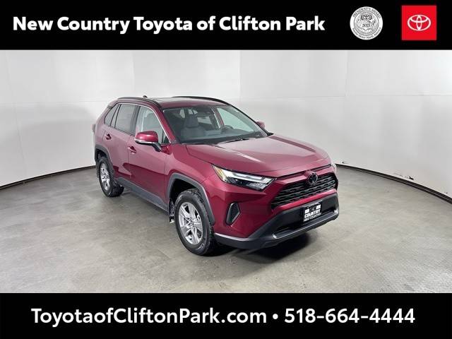 2023 Toyota RAV4 XLE AWD photo
