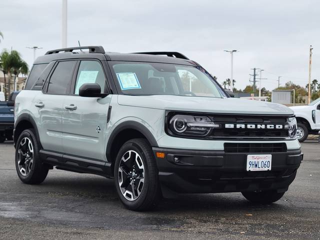 2023 Ford Bronco Sport Outer Banks 4WD photo
