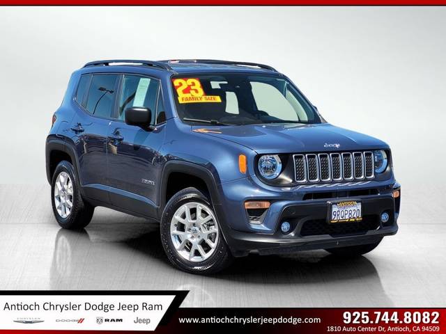 2023 Jeep Renegade Latitude 4WD photo