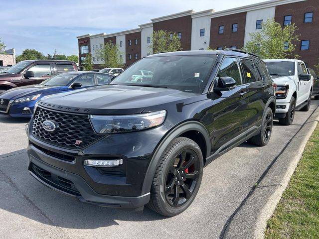 2023 Ford Explorer ST 4WD photo