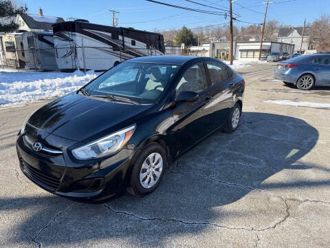 2015 Hyundai Accent GLS FWD photo
