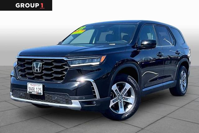 2023 Honda Pilot EX-L 7 Passenger FWD photo