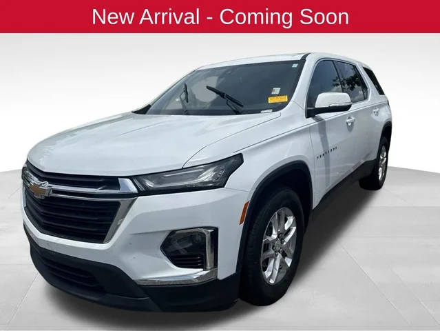 2023 Chevrolet Traverse LS FWD photo