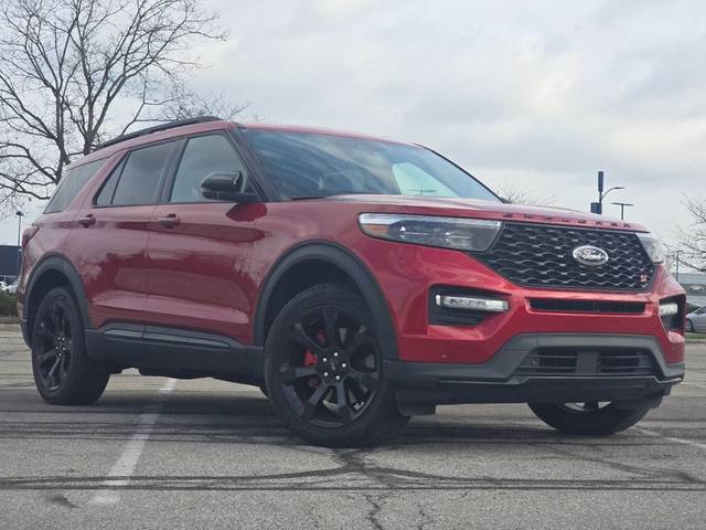 2023 Ford Explorer ST 4WD photo