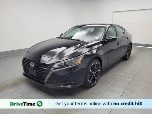 2023 Nissan Altima 2.5 SR AWD photo