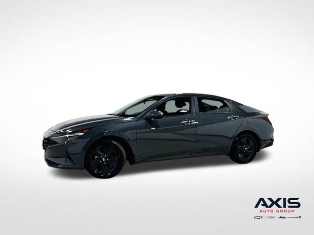 2023 Hyundai Elantra SEL FWD photo