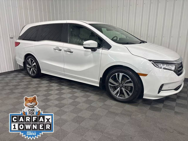 2023 Honda Odyssey Touring FWD photo
