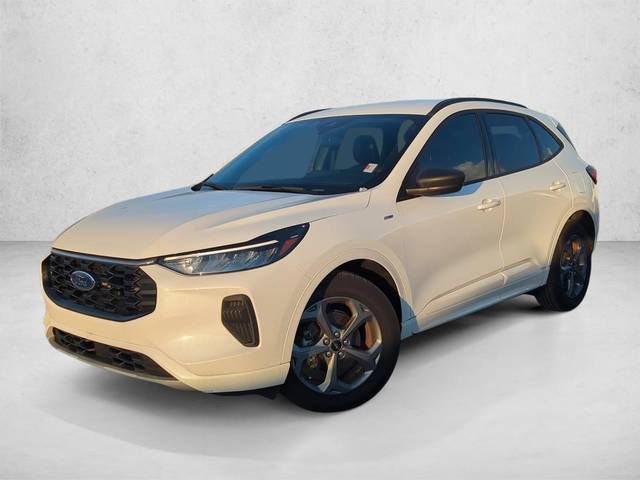 2023 Ford Escape ST-Line FWD photo