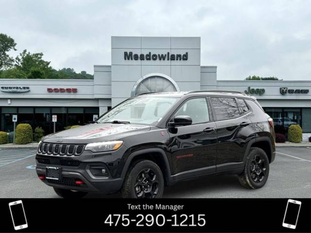2023 Jeep Compass Trailhawk 4WD photo