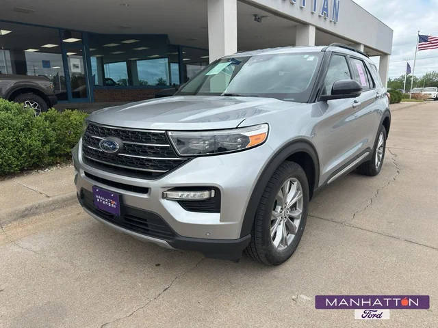 2023 Ford Explorer XLT 4WD photo