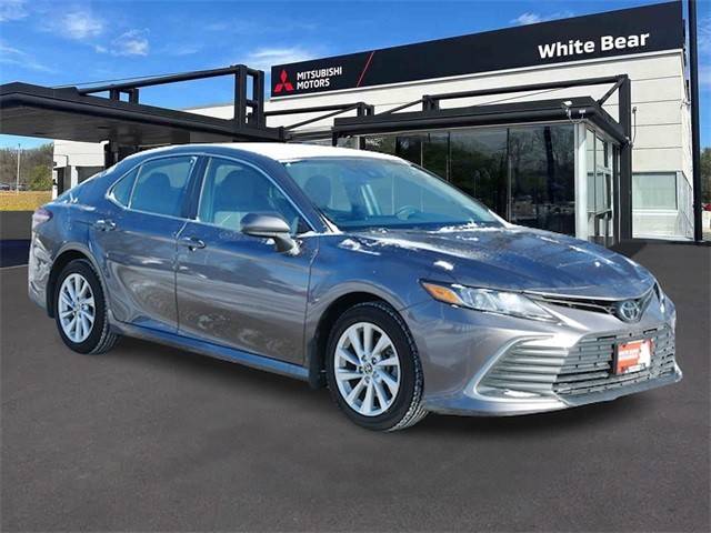 2023 Toyota Camry LE FWD photo