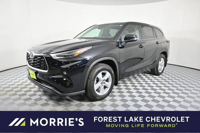 2023 Toyota Highlander LE AWD photo