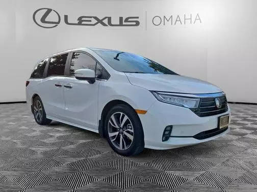 2023 Honda Odyssey Touring FWD photo