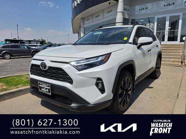 2023 Toyota RAV4 XLE Premium FWD photo