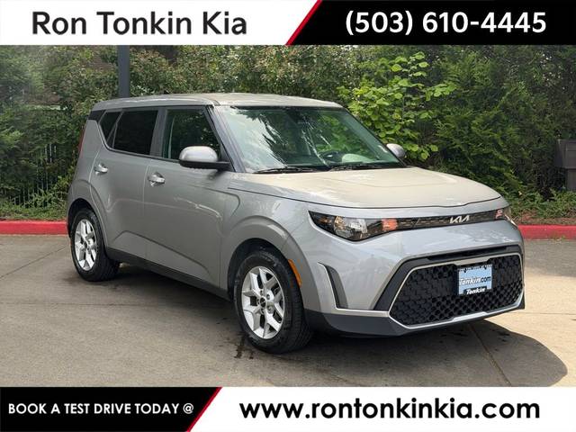 2023 Kia Soul LX FWD photo
