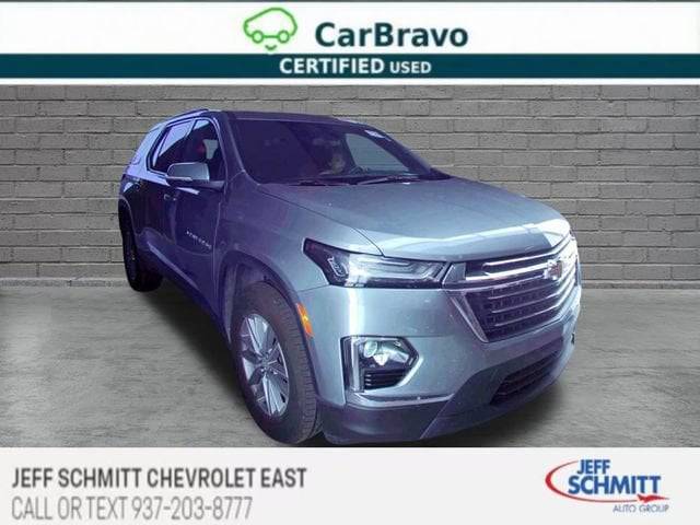 2023 Chevrolet Traverse LT Cloth FWD photo