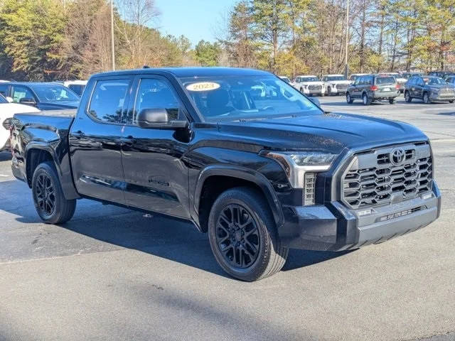 2023 Toyota Tundra SR5 4WD photo