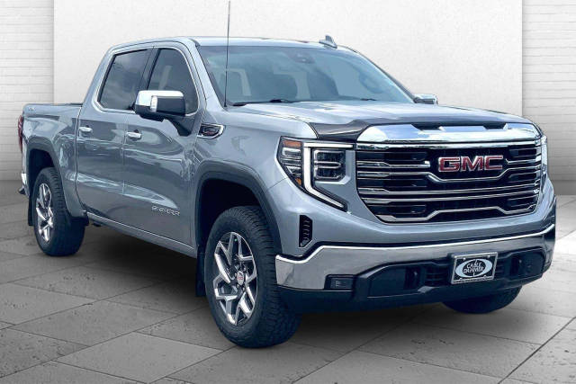 2023 GMC Sierra 1500 SLT 4WD photo
