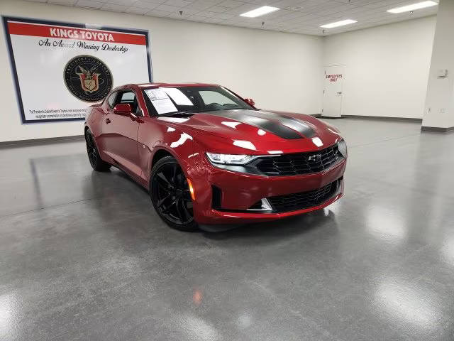 2023 Chevrolet Camaro 3LT RWD photo