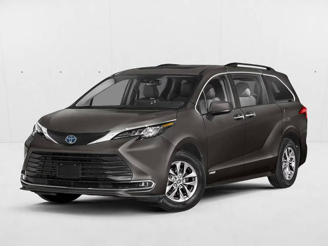 2023 Toyota Sienna XLE FWD photo