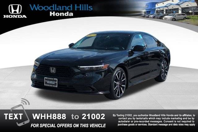 2023 Honda Accord Touring FWD photo