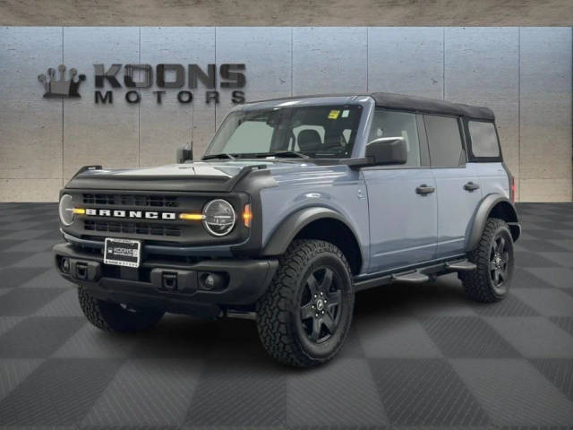 2023 Ford Bronco 4 Door Black Diamond 4WD photo