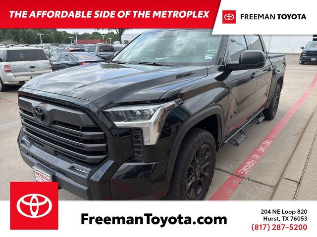 2023 Toyota Tundra SR5 4WD photo