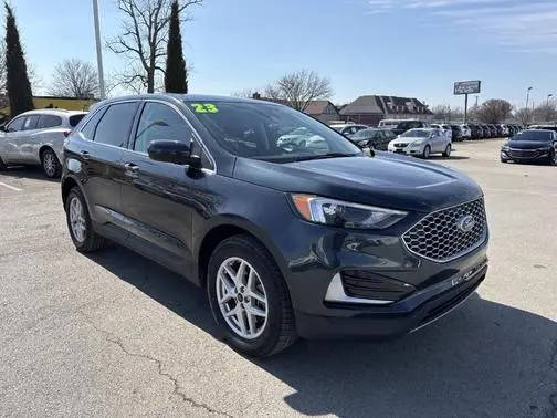 2023 Ford Edge SEL AWD photo