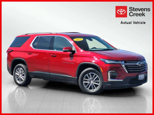 2023 Chevrolet Traverse LT Cloth FWD photo