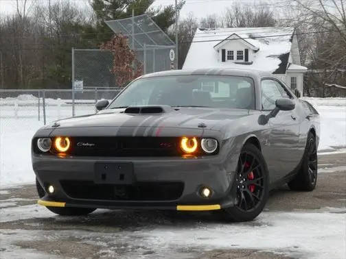 2023 Dodge Challenger R/T Scat Pack RWD photo