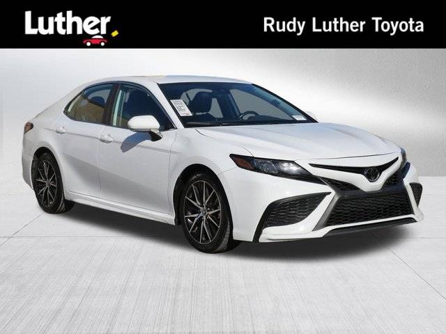 2023 Toyota Camry SE FWD photo