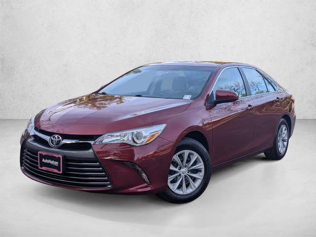 2015 Toyota Camry LE FWD photo