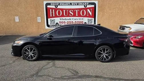 2023 Toyota Camry SE FWD photo