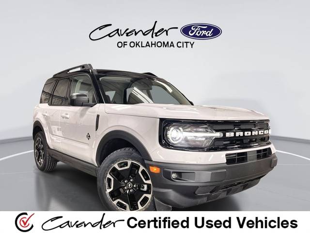 2023 Ford Bronco Sport Outer Banks 4WD photo