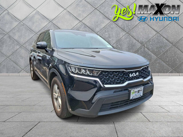 2023 Kia Sorento LX FWD photo