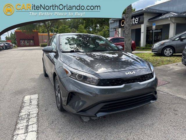 2023 Kia Forte LXS FWD photo