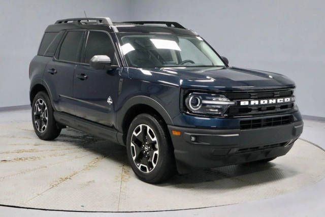 2023 Ford Bronco Sport Outer Banks 4WD photo