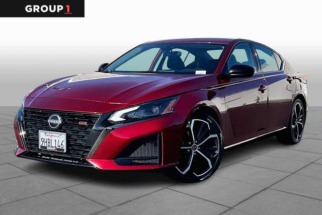 2023 Nissan Altima 2.5 SR FWD photo