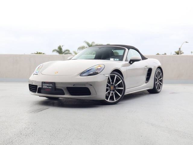 2023 Porsche Boxster  RWD photo