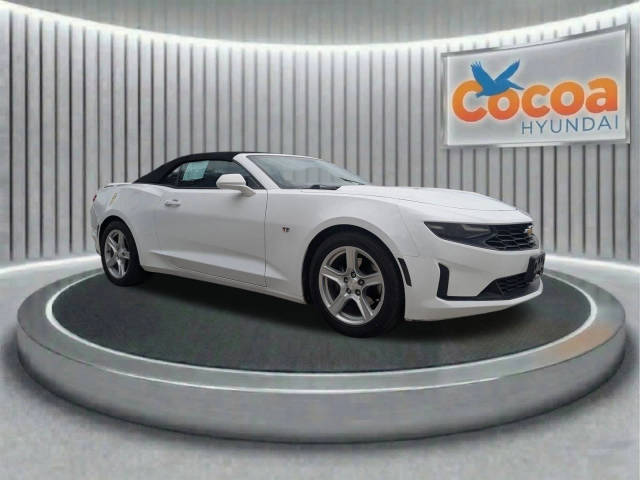 2020 Chevrolet Camaro 1LT RWD photo