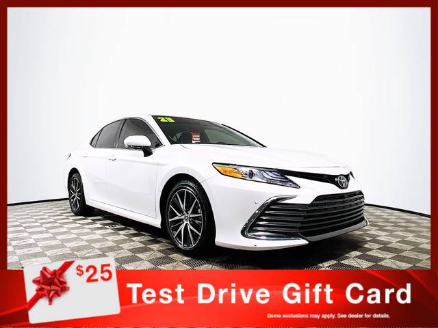 2023 Toyota Camry XLE V6 FWD photo